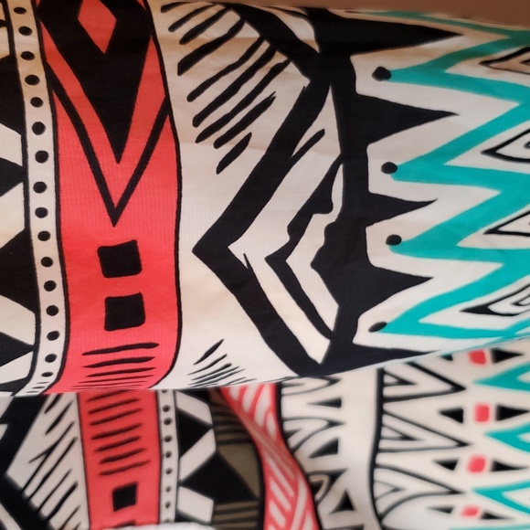 Charlotte Russe Blouse/Tunic - Picture 7 of 9